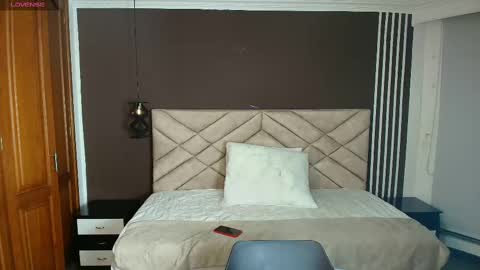 Raquel online show from 02.09.25