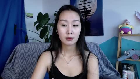 Snapshot of ratna_mm chatting on 02.04.25 ratna_mm online show from 02.04.25