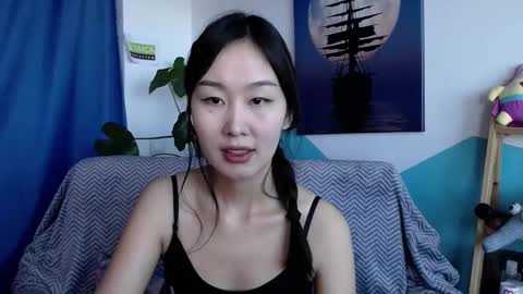 Snapshot of ratna_mm chatting on 02.24.25 ratna_mm online show from 02.24.25