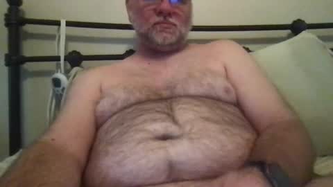 Snapshot of rattoy19 chatting on 01.17.25 Rattoy online show from 01.17.25