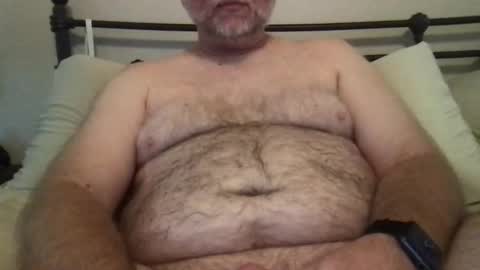 Snapshot of rattoy19 chatting on 10.02.25 Rattoy online show from 10.02.25