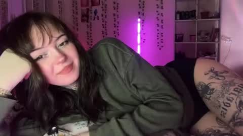 Snapshot of raven_armor chatting on 06.22.26 raven_armor online show from 06.22.26