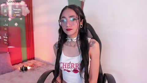 Snapshot of raven_smith_ chatting on 06.21.26 raven_smith_ online show from 06.21.26