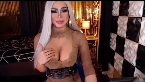 Snapshot of ravenmystiquex chatting on 06.22.26 ravenmystiquex online show from 06.22.26
