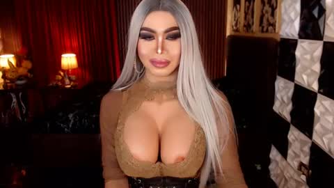 Snapshot of ravenmystiquex chatting on 07.07.26 ravenmystiquex online show from 07.07.26