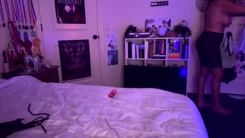 Raven online show from 11.25.25