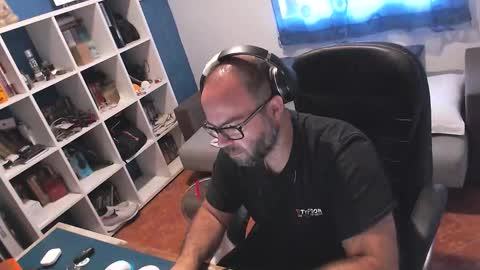 ravingr3d3 online show from 09.29.25