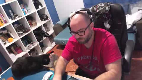 ravingr3d3 online show from 10.23.25