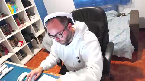 Snapshot of ravingr3d3 chatting on 01.16.26 ravingr3d3 online show from 01.16.26