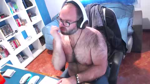 Snapshot of ravingr3d3 chatting on 01.19.26 ravingr3d3 online show from 01.19.26