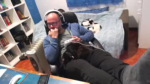 Snapshot of ravingr3d3 chatting on 02.11.26 ravingr3d3 online show from 02.11.26