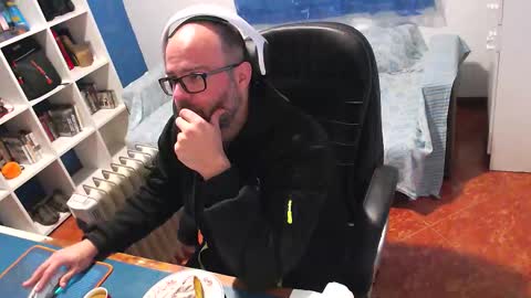 Snapshot of ravingr3d3 chatting on 02.15.26 ravingr3d3 online show from 02.15.26