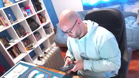 Snapshot of ravingr3d3 chatting on 03.03.26 ravingr3d3 online show from 03.03.26