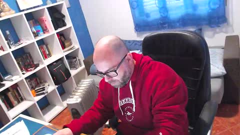 Snapshot of ravingr3d3 chatting on 03.06.26 ravingr3d3 online show from 03.06.26