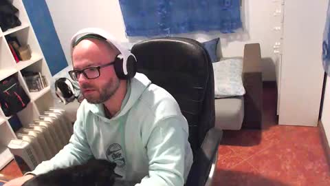 Snapshot of ravingr3d3 chatting on 03.08.26 ravingr3d3 online show from 03.08.26