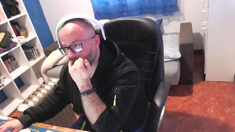 Snapshot of ravingr3d3 chatting on 03.09.26 ravingr3d3 online show from 03.09.26