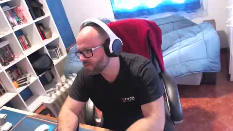 Snapshot of ravingr3d3 chatting on 03.13.26 ravingr3d3 online show from 03.13.26