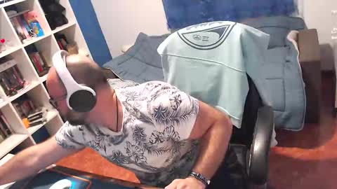 Snapshot of ravingr3d3 chatting on 03.16.26 ravingr3d3 online show from 03.16.26