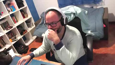 Snapshot of ravingr3d3 chatting on 03.26.26 ravingr3d3 online show from 03.26.26