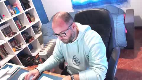 Snapshot of ravingr3d3 chatting on 03.27.26 ravingr3d3 online show from 03.27.26