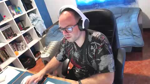 Snapshot of ravingr3d3 chatting on 03.31.26 ravingr3d3 online show from 03.31.26