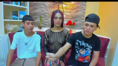 Snapshot of ravingxxmads chatting on 01.09.25 kata online show from 01.09.25