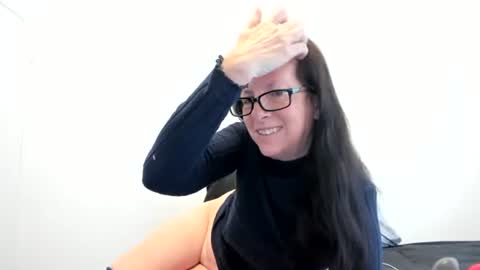 Snapshot of ravishthispeachgoddess chatting on 02.24.26 Ravishing Peach Goddess online show from 02.24.26