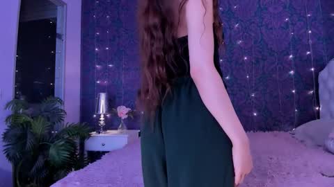 Snapshot of rawdare chatting on 09.15.25 Lillian online show from 09.15.25