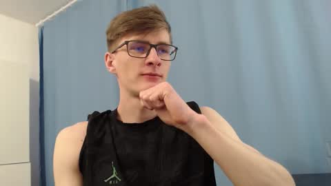 Snapshot of ray_booy chatting on 09.29.25 Ray Booy online show from 09.29.25