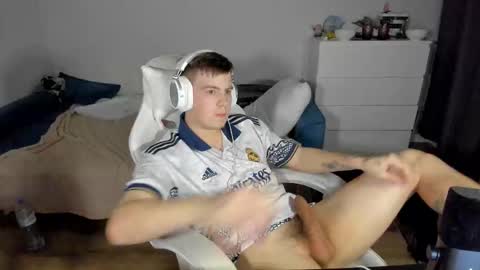 Ray online show from 10.02.25