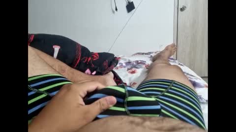 ray_rey1210 online show from 02.19.26