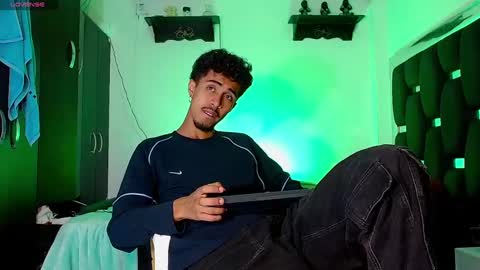 Rayn online show from 12.21.24