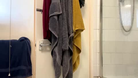 Snapshot of raydick1919 chatting on 02.05.25 Raydick online show from 02.05.25