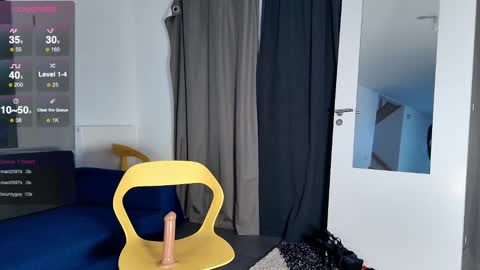 DianaQueenLover online show from 12.14.24