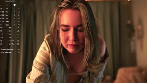 Snapshot of raykaspi chatting on 01.15.26 Lily online show from 01.15.26