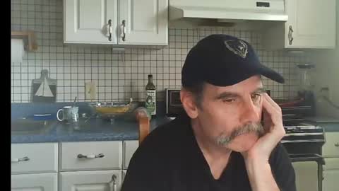Snapshot of raylene4u2 chatting on 07.10.26 Ray online show from 07.10.26