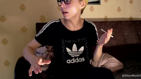  Yrriel Strife Candy-Demon Caveboy mr. Cringe   online show from 09.15.25