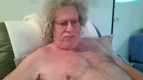 Snapshot of rbycks chatting on 03.08.26 mickey95003 online show from 03.08.26