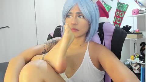 Snapshot of rea_winry chatting on 12.13.24 Rea online show from 12.13.24