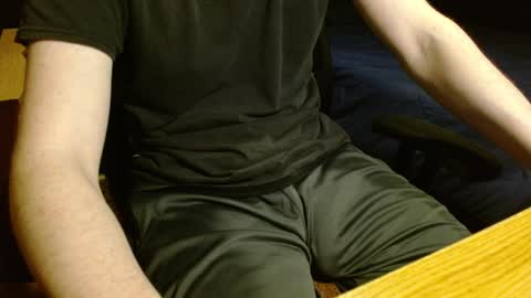 Snapshot of readytocum90 chatting on 04.08.26 Scrappy Coco online show from 04.08.26