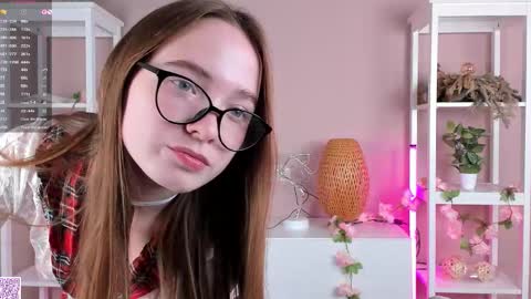 Sandy online show from 10.24.25