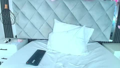 Snapshot of real_doncella_pussy chatting on 06.03.26 DONCELLA online show from 06.03.26