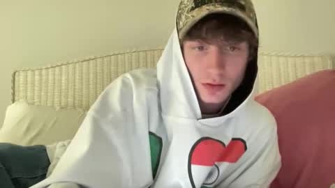 Snapshot of realbeaumance chatting on 03.30.26 realbeaumance online show from 03.30.26