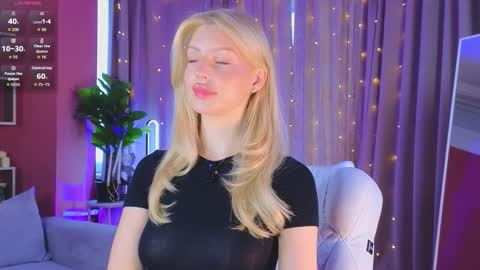 Snapshot of realcrystal chatting on 02.07.26 Grace online show from 02.07.26