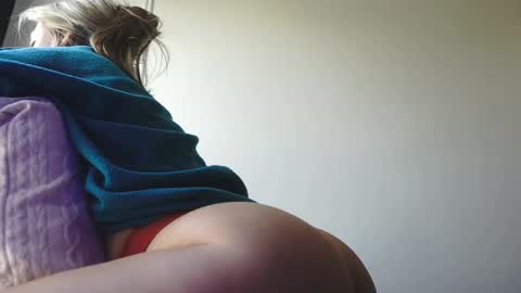 Lily Grace online show from 02.19.25