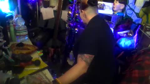 Snapshot of reallyredrum69th chatting on 02.25.26 reallyredrum69th online show from 02.25.26