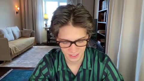 AliceEve online show from 01.05.25