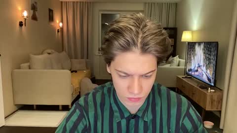 AliceEve online show from 02.04.25