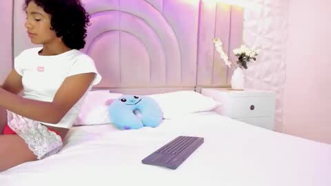 Rebeca online show from 12.21.25