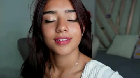 Snapshot of rebeca_cortez55 chatting on 02.04.25 Rebecca online show from 02.04.25